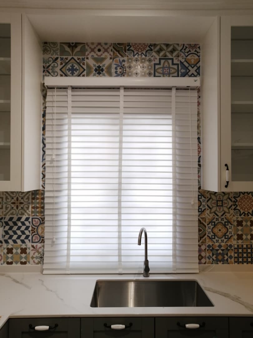 TIMBER PS BLINDS & LANTEX BLIND